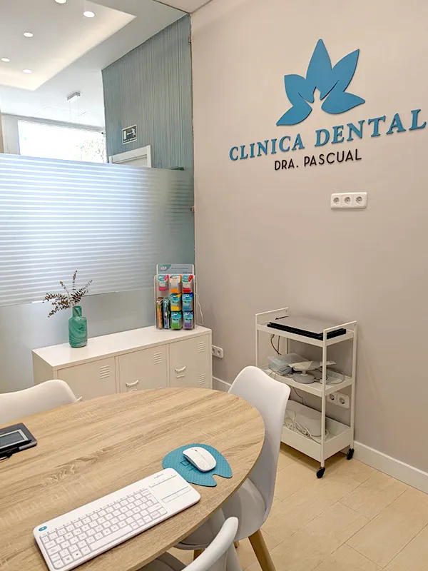 clinica dentall dentistas en Las Rozas vertical